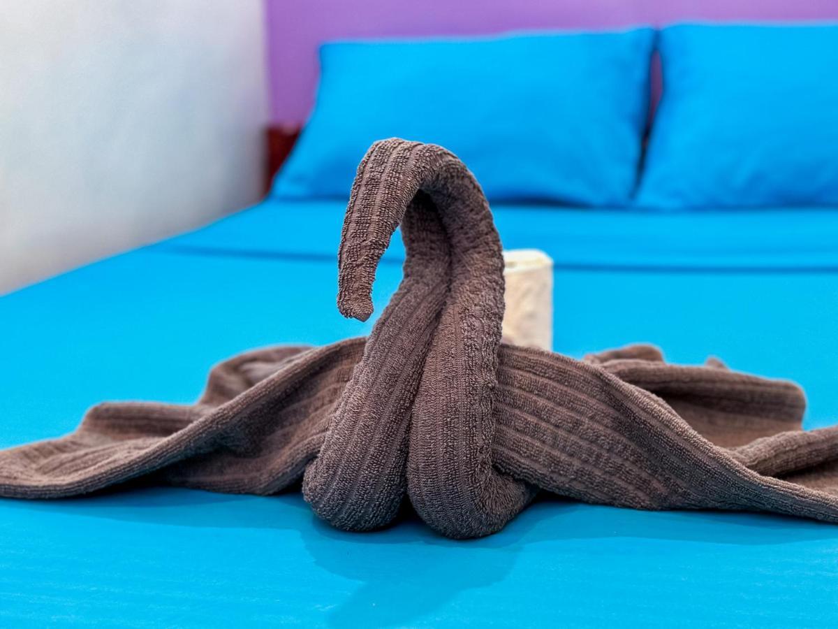 1Peace Beach Resort Anda  Kültér fotó